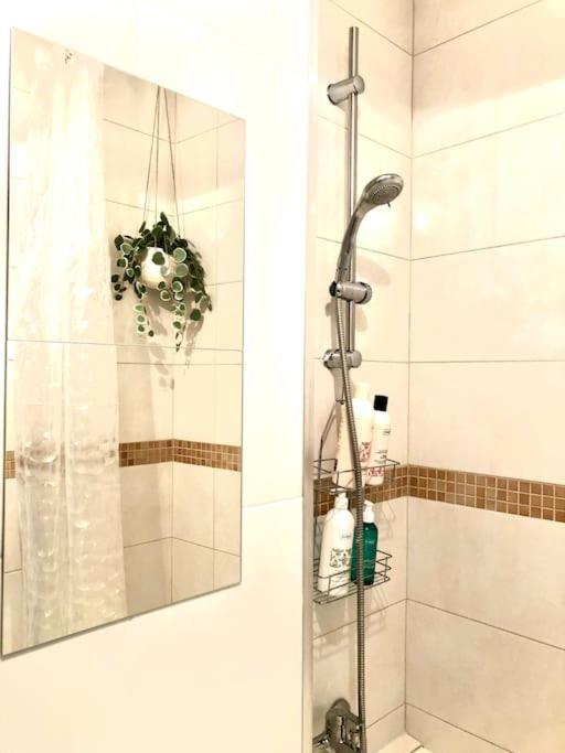 Miejskie Mieszkanie Apartment วอร์ซอ ภายนอก รูปภาพ
